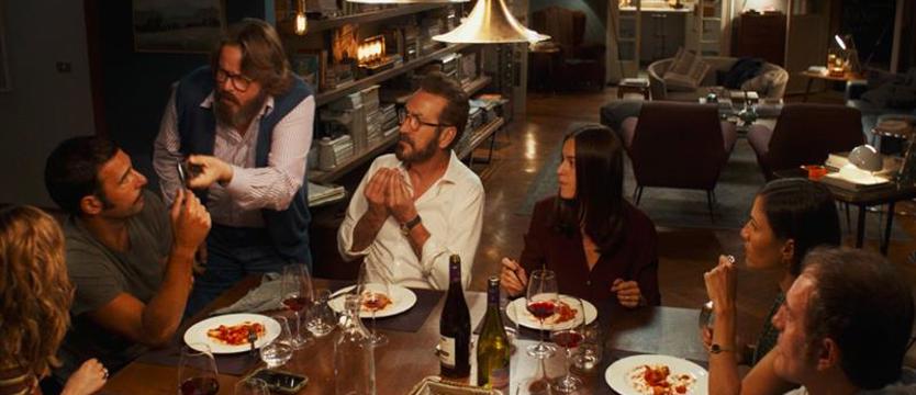 Kłamstwa, romanse i miłe towarzystwo w Pionierze