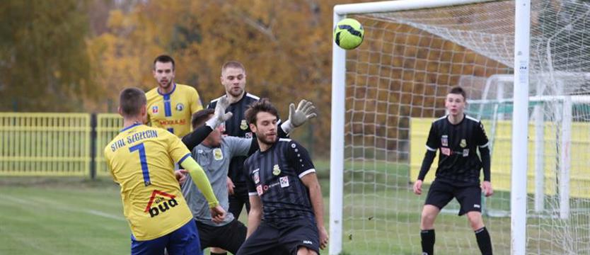 Piłka nożna. Strzelanina w okręgówce