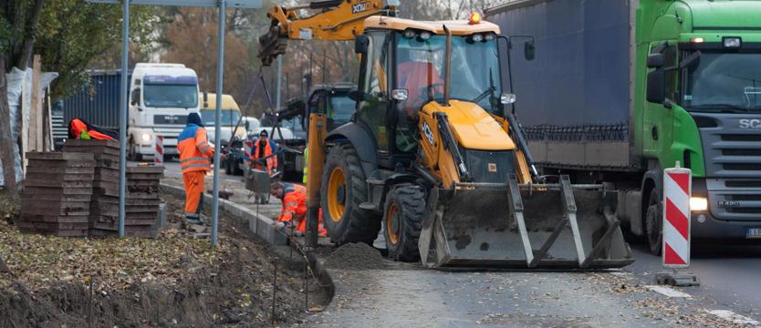 „Udostępnić prawy pas ruchu”