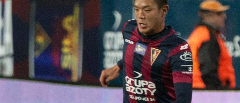 Piłka nożna. Akahoshi przenosi się do Tajlandii