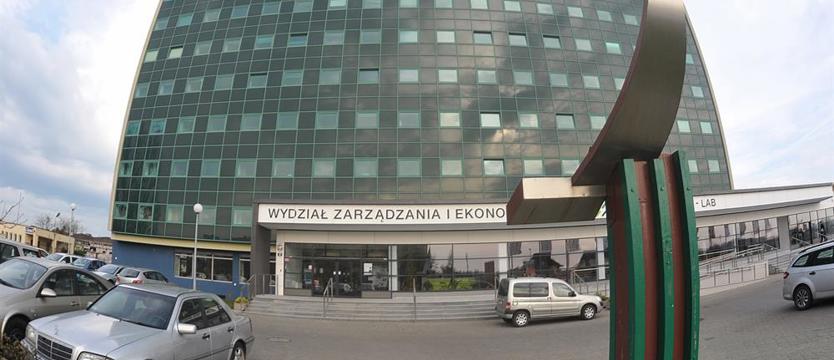 Jak się zarabia po US 