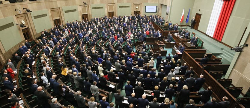 Sejm uczcił minutą ciszy ofiary Holokaustu