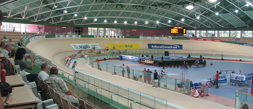 Kolarstwo torowe. Piast z brązowym medalem