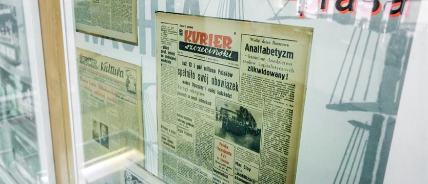 Historia prasy, historia „Kuriera”