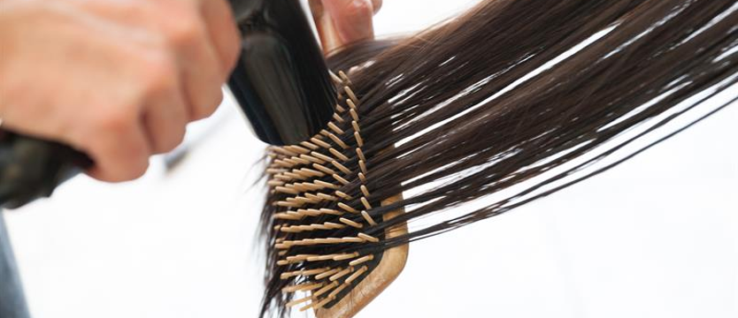 Włosy mają być zakryte