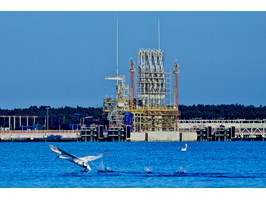 Koniec sporu z wykonawcą terminalu LNG
