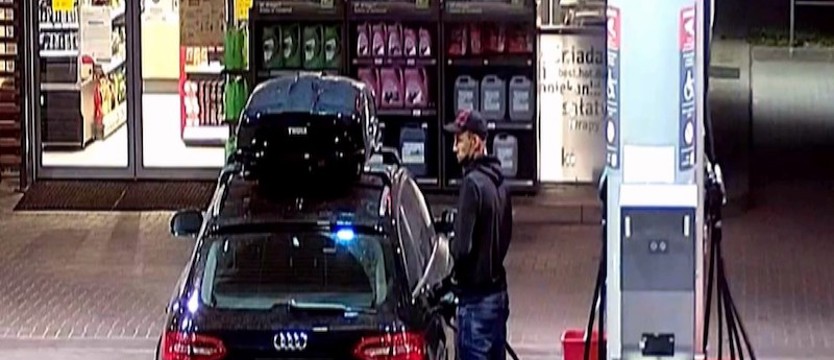 Podejrzany w sprawie kradzieży samochodu poszukiwany