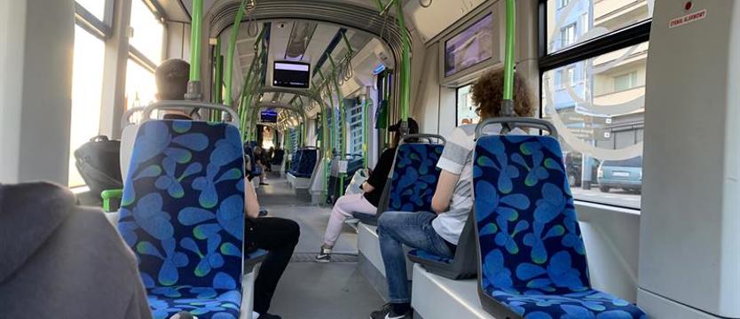 Ponad 200 razy bez biletu! Pasażerowie komunikacji miejskiej jadą i nie płacą
