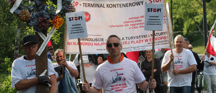 Droga na plażę na prawobrzeżu Świnoujścia nadal zablokowana. Mieszkańcy protestują