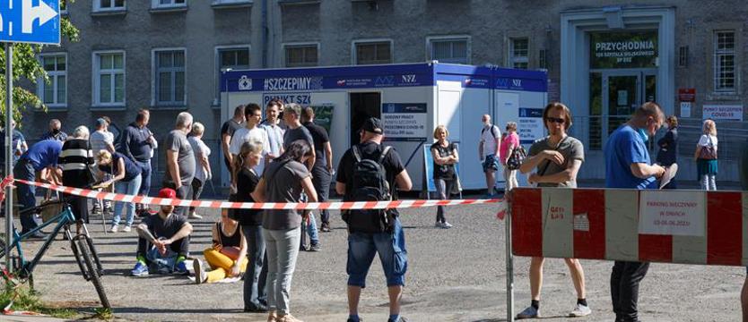 Zaszczep się - nie pękaj! Pomóż sobie i innym w powrocie do normalności.