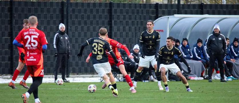 Piłka nożna. Sparing Pogoni odwołany