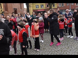 Międzynarodowy Dzień Tańca w Stargardzie. Dali się porwać rytmom