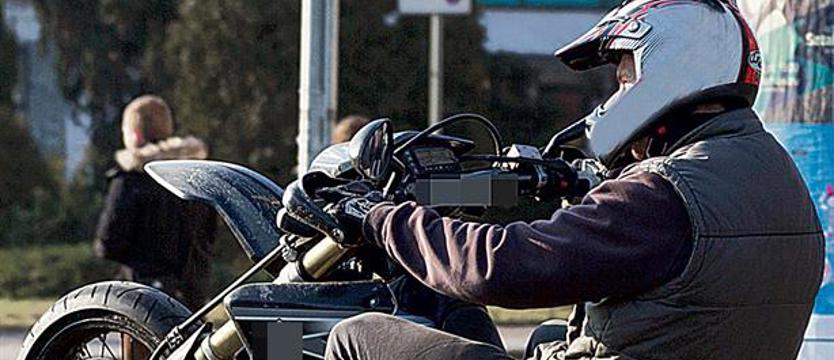 Głośne zmory miast. Narcystyczni egoiści w „podrasowanych" autach i motorach