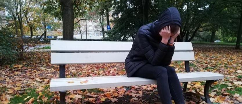 Bezdomność młodych rośnie, ale pozostaje niewidoczna