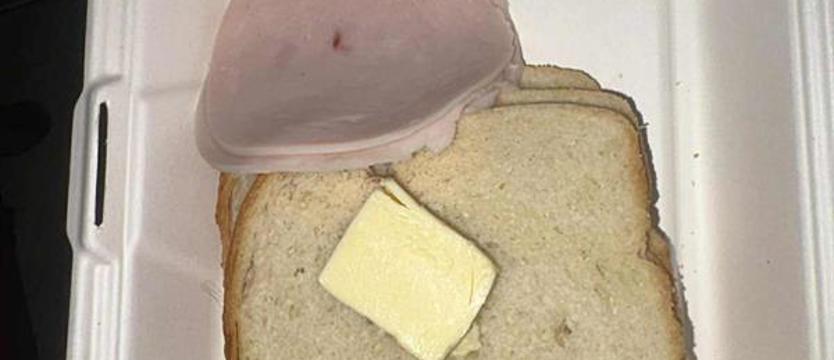 „Biedne” śniadanie w szpitalu? „Gdy zobaczyłam co dają dzieciom na śniadanie, oniemiałam”