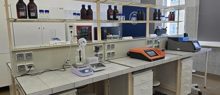 Zmodernizowane laboratoria