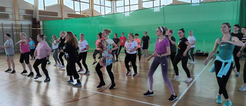 Gala Ruchu w Policach. Zumba, bachata, samoobrona