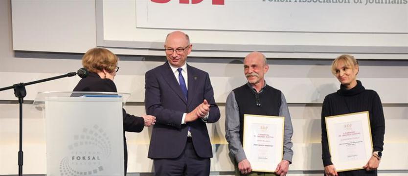 Marek Rudnicki nagrodzony. Szczeciński dziennikarz laureatem prestiżowego konkursu