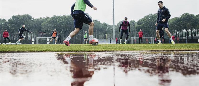 Piłka nożna. Portowcy trenują w Belek. Zmiana sparingpartnera Pogoni