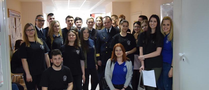 Krew jest potrzebna bez przerwy