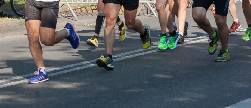 Opóźnienia przez maraton, opóźnienia w maratonie