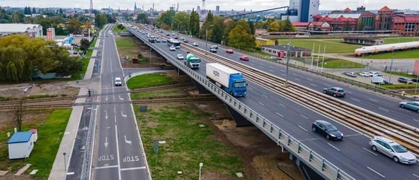 Remont Estakady Pomorskiej. Tramwaje wolniej, kierowcy bez pasa