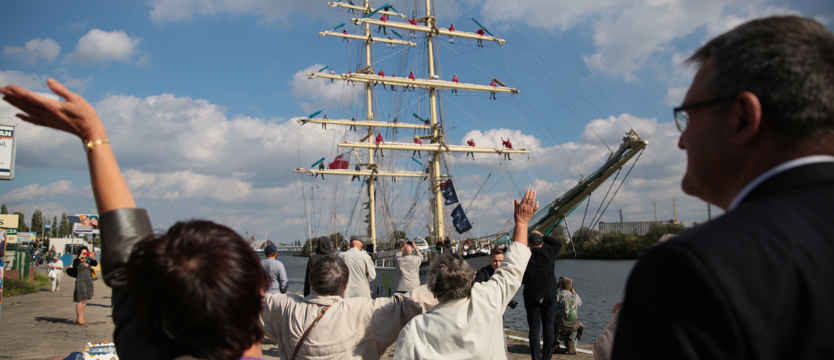 Przypłynął zwycięski żaglowiec (galeria)