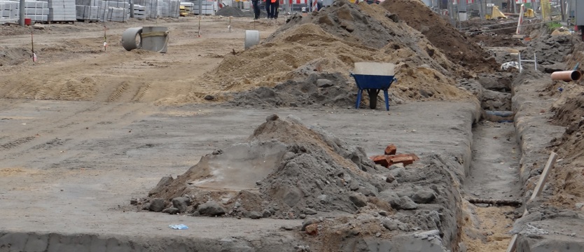 Niepodległości. Robótki ręczne i ogólniki