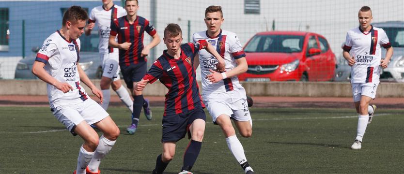 Piłkarska sobota. Juniorskie derby Pogoni