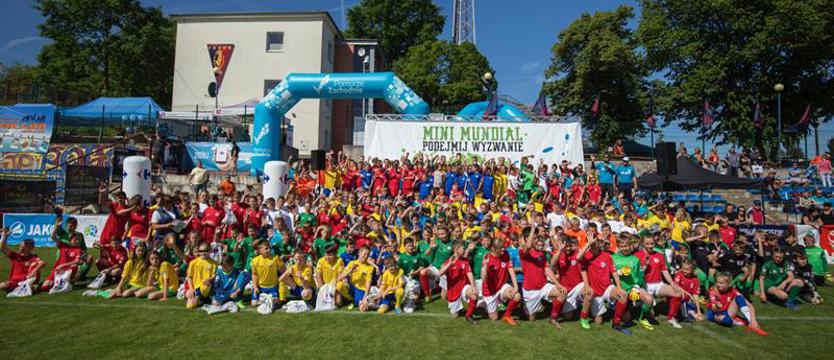 Piłka nożna. Finał Mini Mundialu