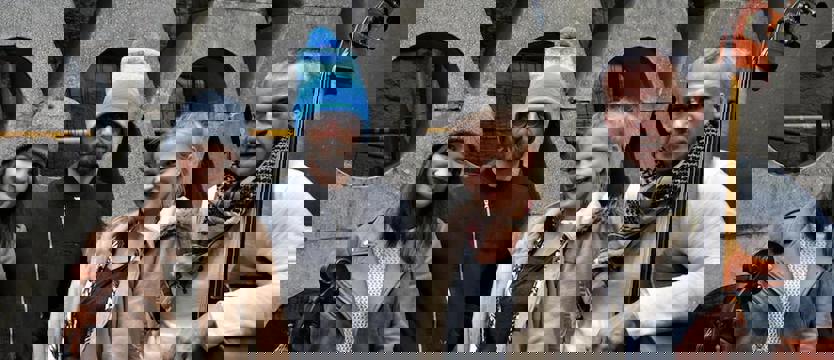 Siostry Łotry, czyli polska piosenka humanistyczna