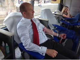 Minister Radziwiłł zachęcał do oddawania krwi