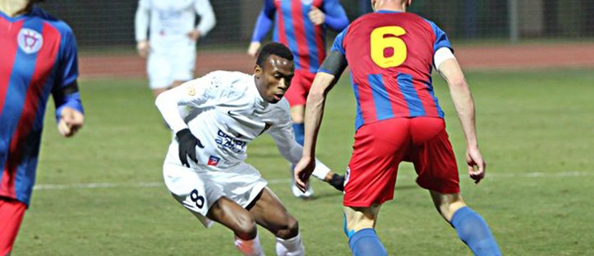 Piłka nożna. Nie zagrał w Pogoni, może wystąpi w La Liga