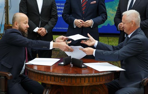 Podpisanie umowy z Wodami Polskimi na zabepieczenie przeciwpowodziowe miejscowości nad Odrą