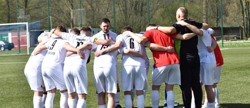 Piłka nożna. Zamienił gwizdek na trenerski dres...