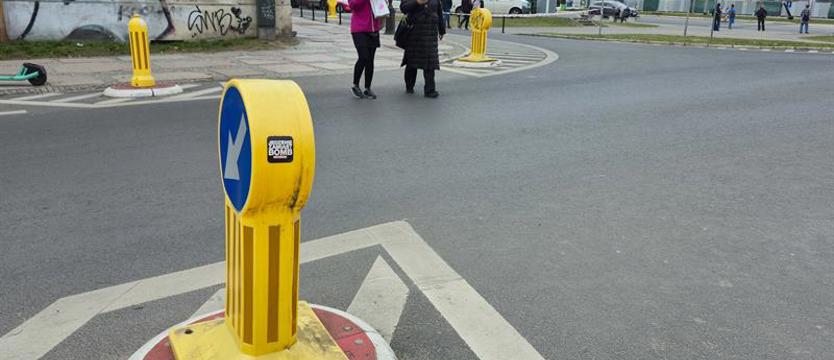 Padła propozycja zastąpienia ich tymi „tradycyjnymi”. Przejścia sugerowane zagadką dla pieszych?