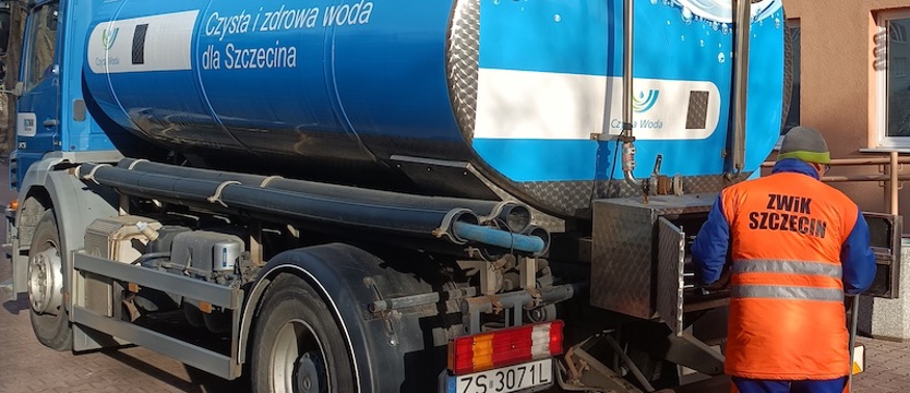 Awaria wodociągu przy ul. Kusocińskiego w Szczecinie