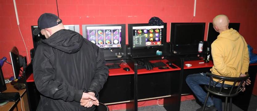 Zlikwidowano trzy nielegalne salony gier w Szczecinie