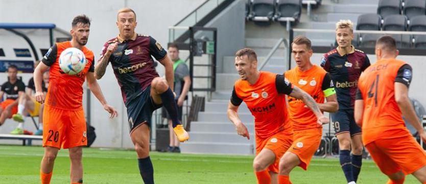 Piłka nożna. Zdziesiątkowana Pogoń w niedzielę zagra w Lubinie