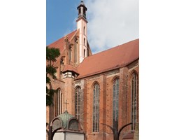 Pięćdziesięciolecie nadodrzańskiej parafii. Kościół Morski w Szczecinie z nowym wystrojem prezbiterium
