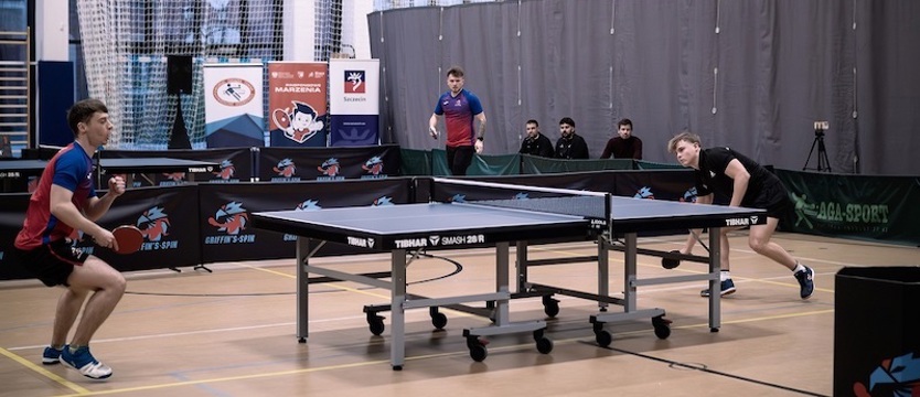 Tenis stołowy. Porażka z wiceliderem