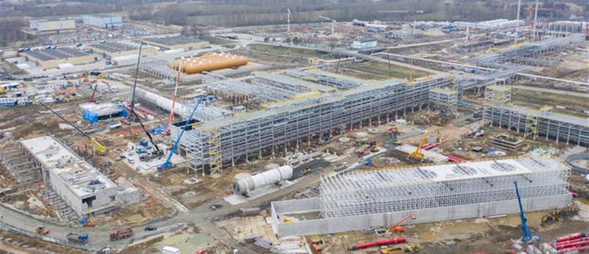 Przewiozą cztery reaktory. Drogowe utrudnienia w Policach