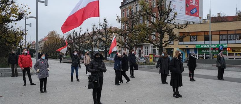 Hymn Polski i „Oda do radości” na placu Adamowicza