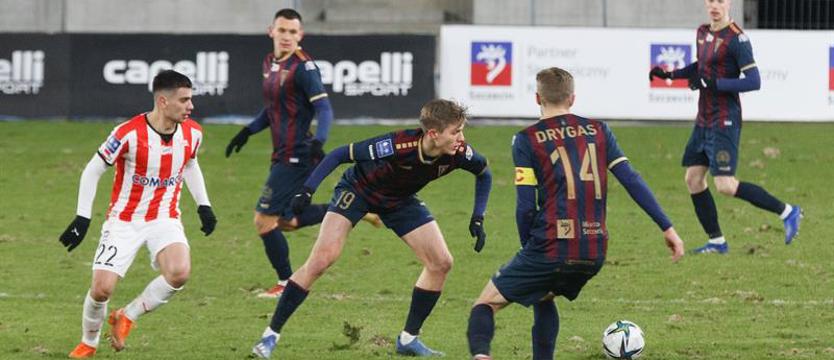 Piłka nożna. Młodzi Portowcy dali popis w Hiszpanii