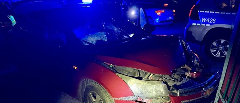 Finał pościgu za 20-latkiem: prawie 10 tys. zł mandatu, 43 punkty karne i 2 przestępstwa
