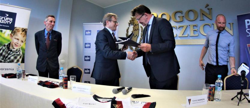 Piłka nożna. Pogoń z Grupą Azoty