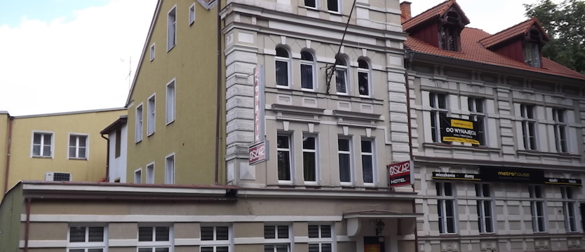 Studentka w szpitalu. Weszła na szklany sufit