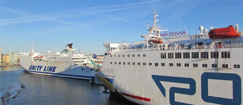 Armatorzy promowi się promują