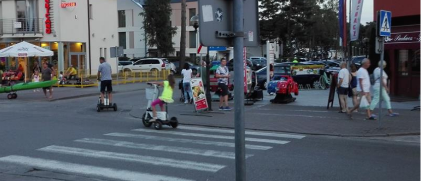 Szaleńcy na trzech kółkach