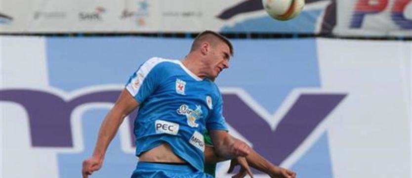 Piłka nożna. Błękitne remisy